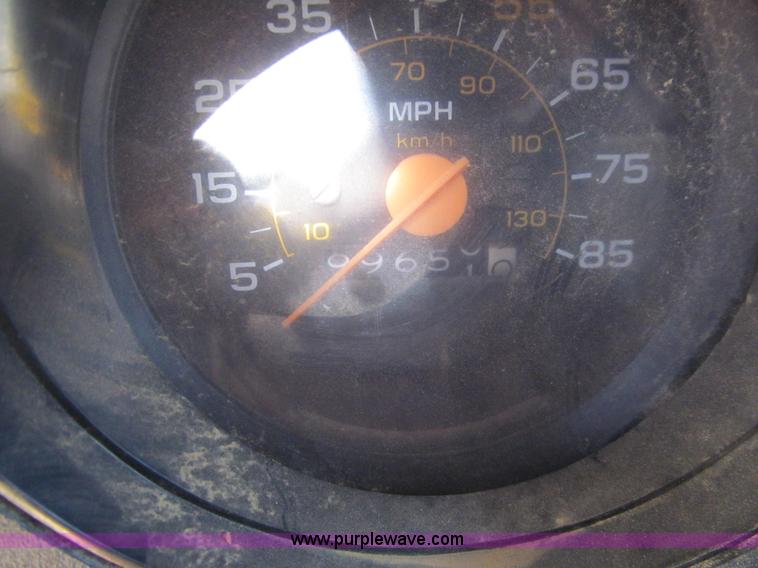 image for item J3253 1984 GMC 6000 fuel truck