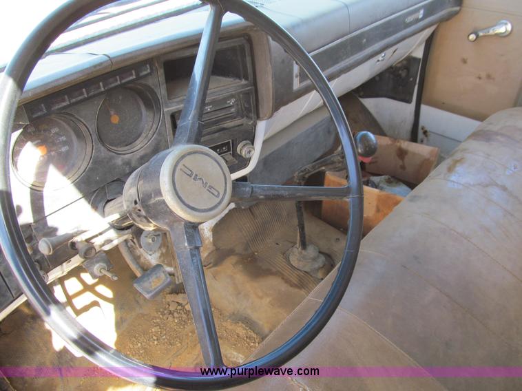 image for item J3253 1984 GMC 6000 fuel truck