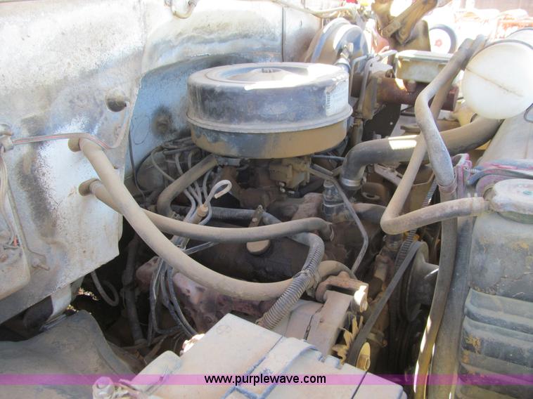 image for item J3253 1984 GMC 6000 fuel truck