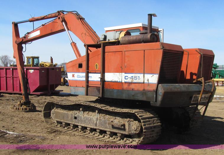 image for item J3256 Bantam C451 excavator with electromagnet