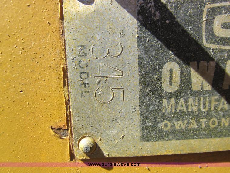 image for item K2053 Owatonna 345 skid steer