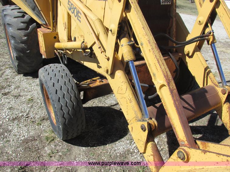 image for item K2055 1986 Case 580E backhoe