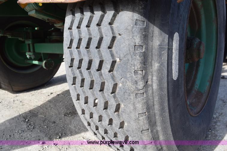 image for item K2370 1998 Viper 122 screen plant