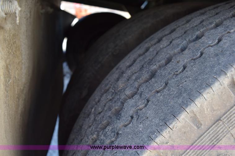 image for item K2370 1998 Viper 122 screen plant