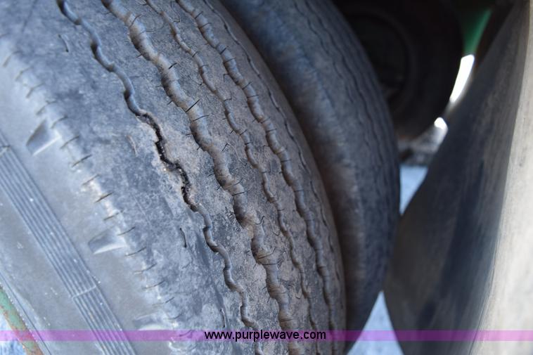 image for item K2370 1998 Viper 122 screen plant