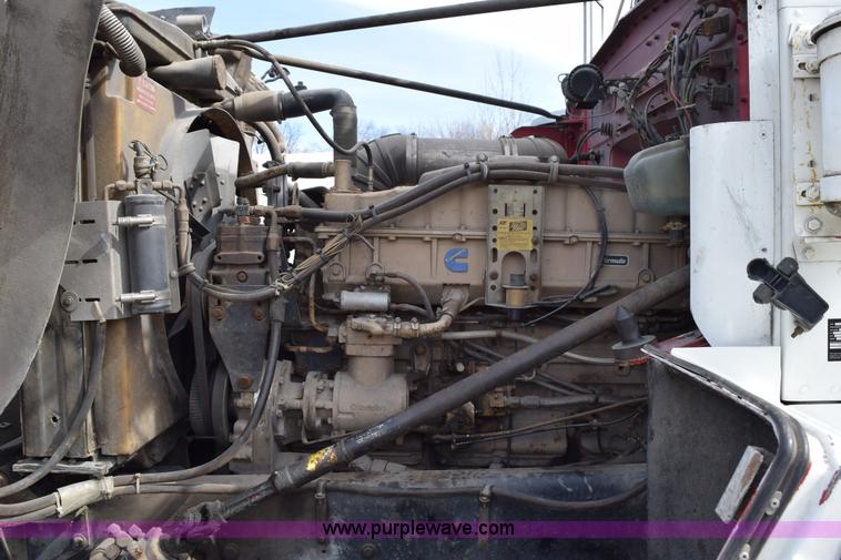 image for item K2376 1986 Kenworth C500 roll off truck