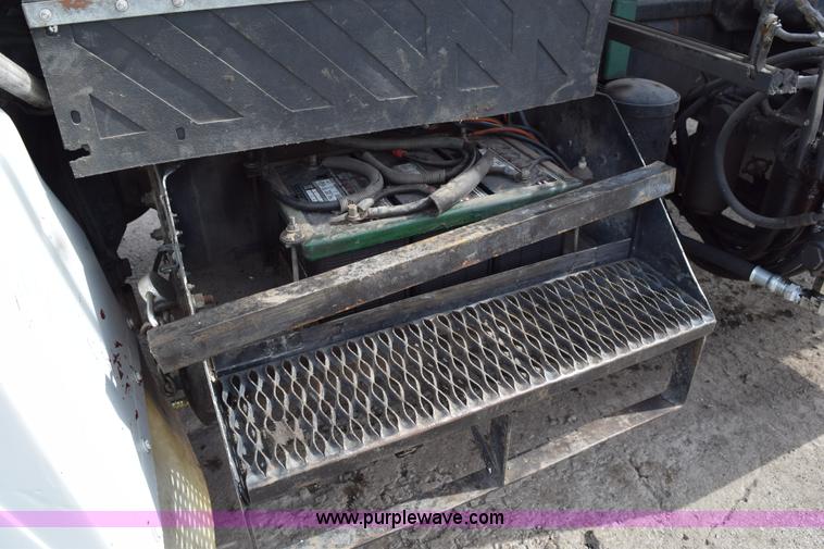 image for item K2376 1986 Kenworth C500 roll off truck