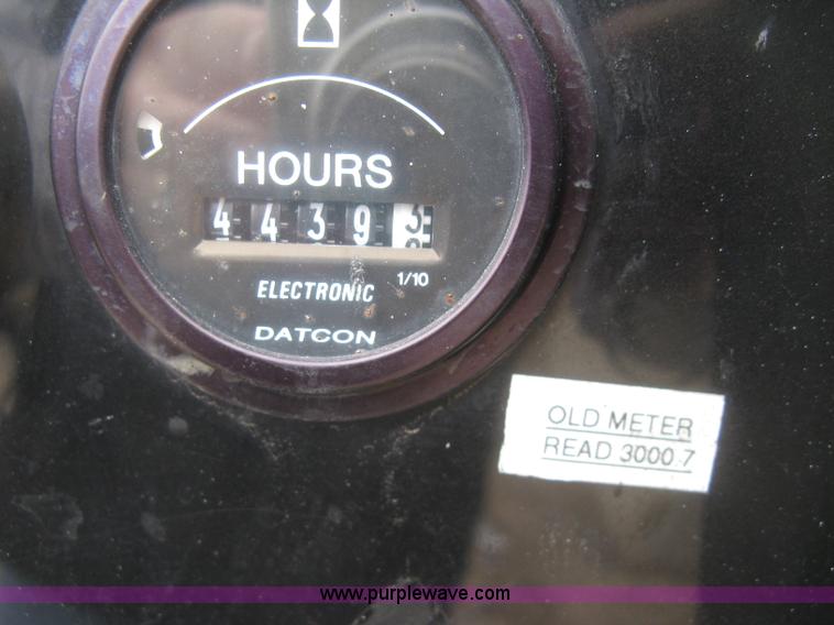 image for item K2960 2003 Miller Big Blue 302P welder/generator