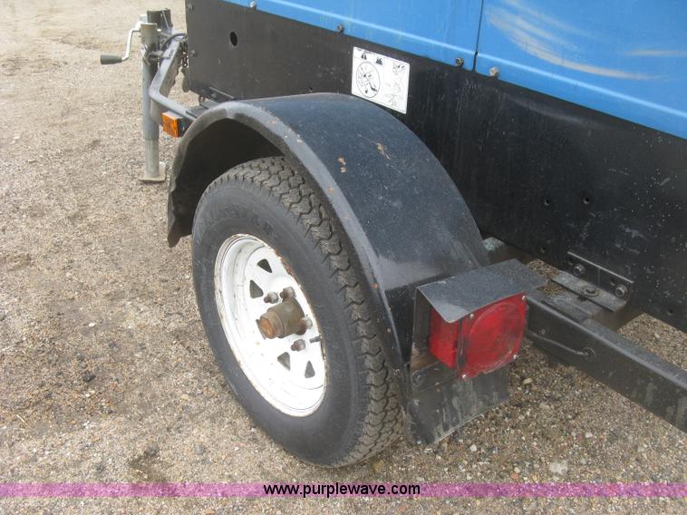 image for item K2960 2003 Miller Big Blue 302P welder/generator