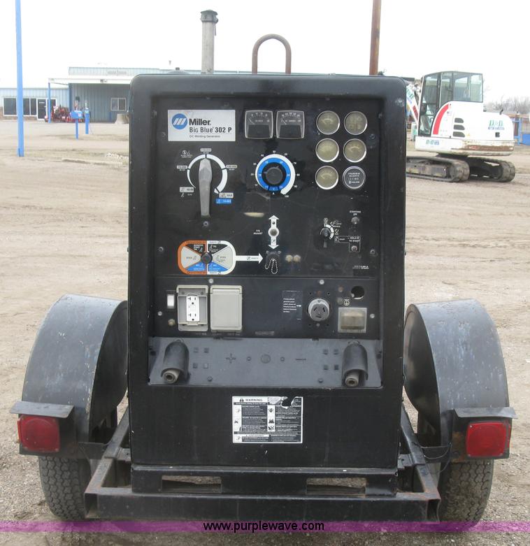 image for item K2961 2003 Miller Big Blue 302P DC welder/generator