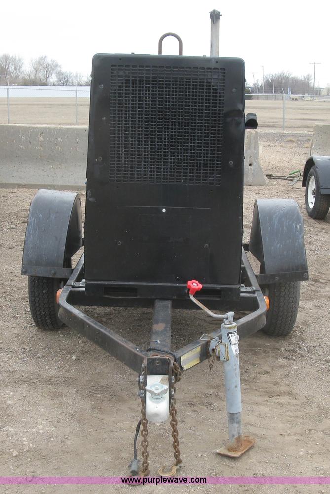 image for item K2961 2003 Miller Big Blue 302P DC welder/generator