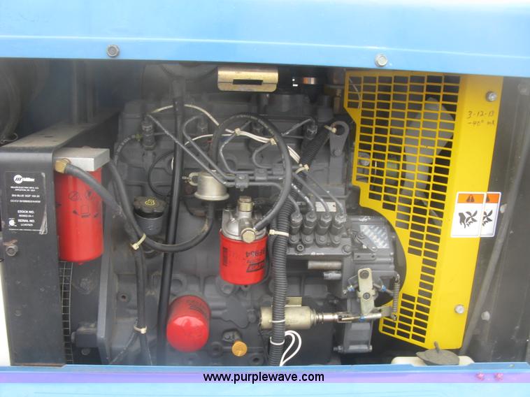 image for item K2961 2003 Miller Big Blue 302P DC welder/generator