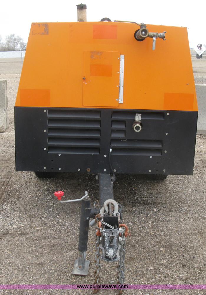 image for item K2962 2010 Sullivan Palatek D375 air compressor