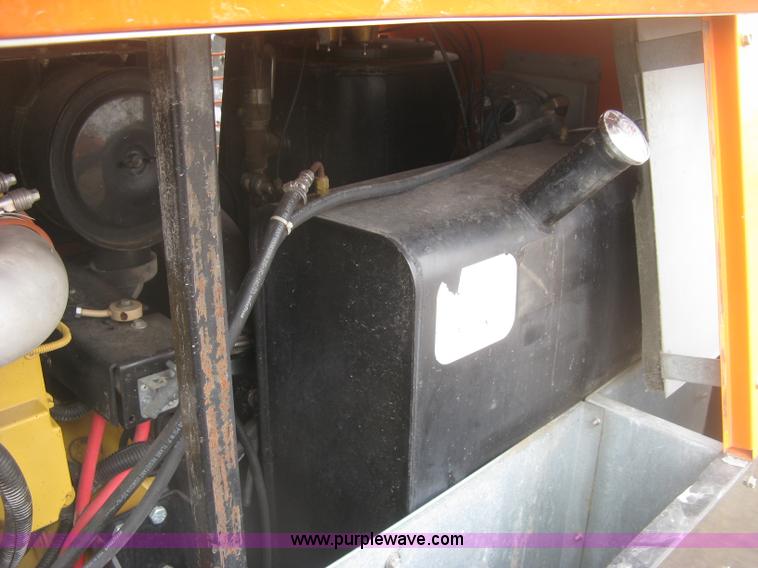 image for item K2962 2010 Sullivan Palatek D375 air compressor