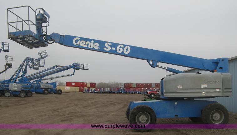 image for item K2964 2001 Genie S-60 boom lift