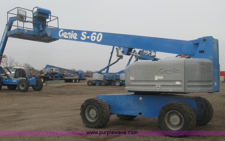 image for item K2964 2001 Genie S-60 boom lift