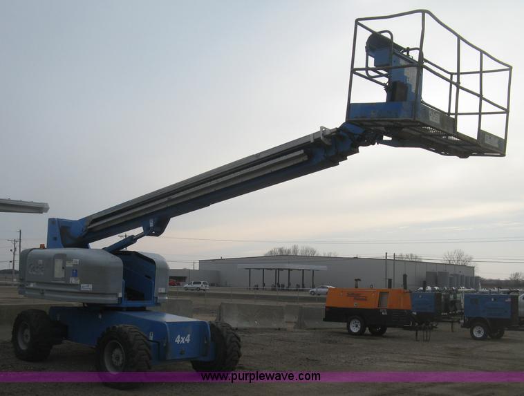 image for item K2964 2001 Genie S-60 boom lift