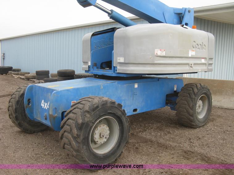 image for item K2964 2001 Genie S-60 boom lift