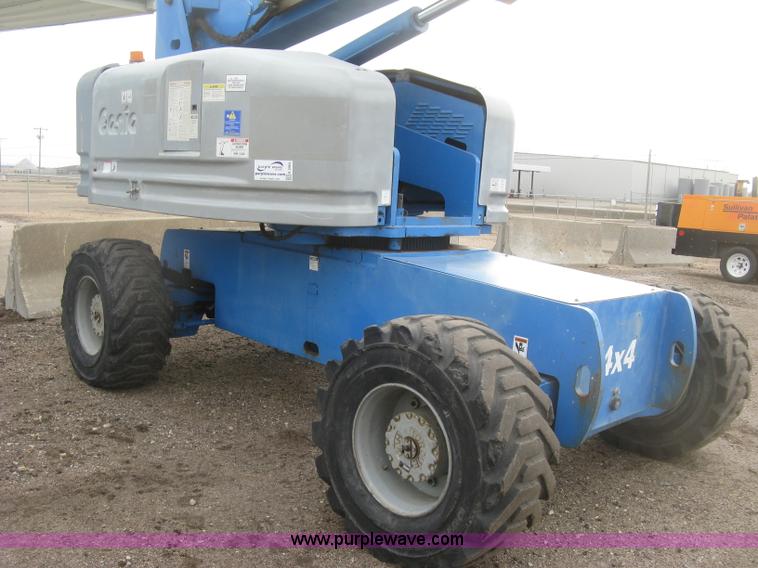 image for item K2964 2001 Genie S-60 boom lift