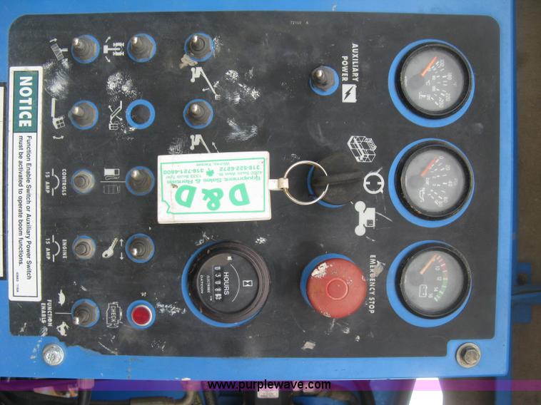 image for item K2964 2001 Genie S-60 boom lift