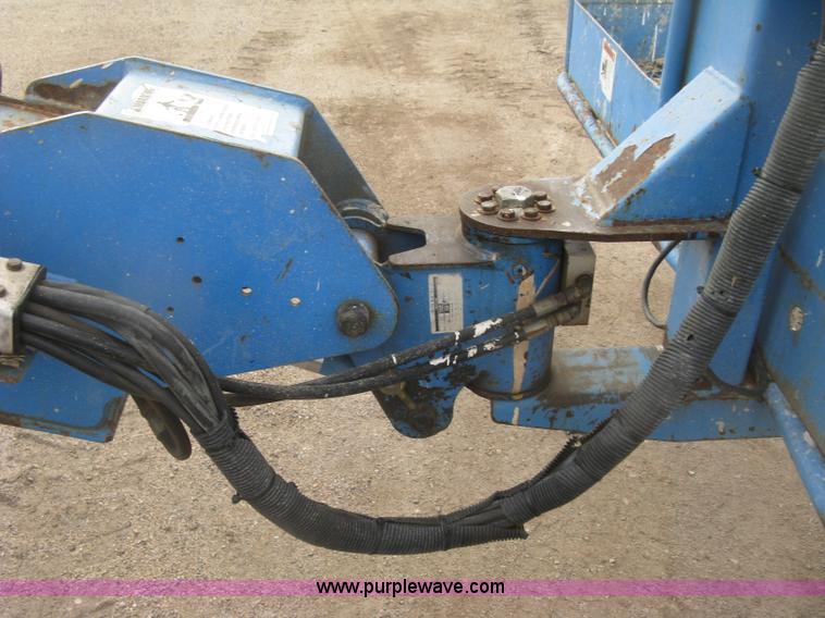 image for item K2964 2001 Genie S-60 boom lift