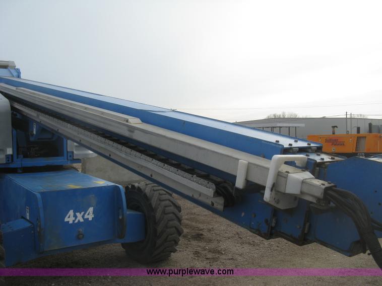 image for item K2964 2001 Genie S-60 boom lift