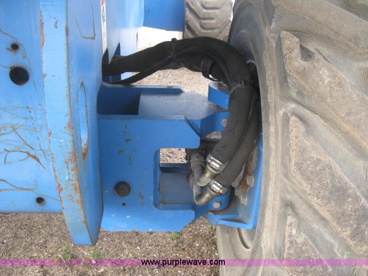 image for item K2964 2001 Genie S-60 boom lift