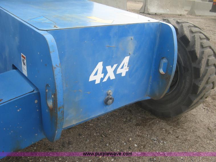 image for item K2964 2001 Genie S-60 boom lift