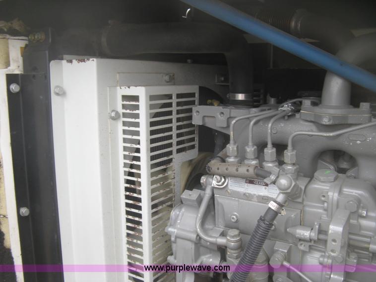 image for item K2965 2006 MQ Whisperwatt 45 generator