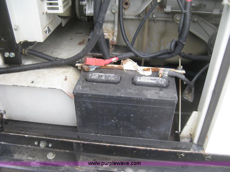 image for item K2965 2006 MQ Whisperwatt 45 generator
