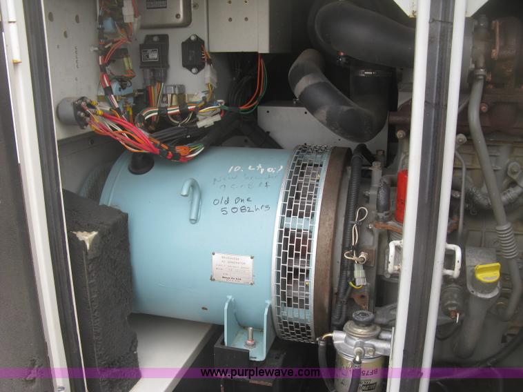 image for item K2965 2006 MQ Whisperwatt 45 generator