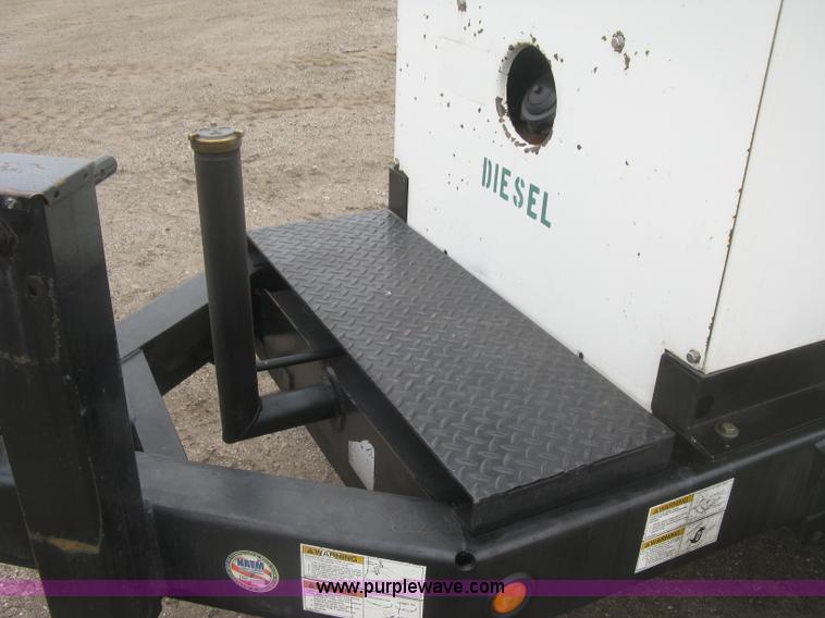 image for item K2966 2006 MQ Whisperwatt 45 generator