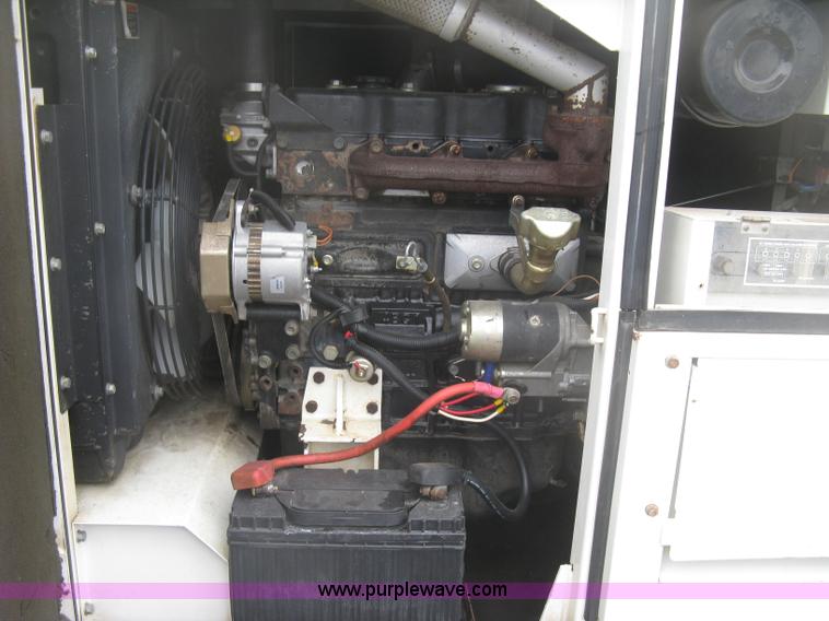image for item K2967 2003 MQ Whisperwatt 45 generator