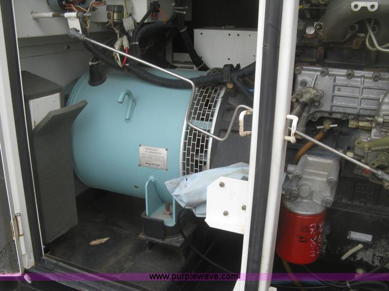 image for item K2967 2003 MQ Whisperwatt 45 generator