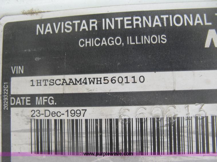 image for item K2984 1998 International 4700 service truck