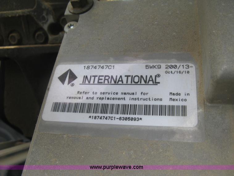 image for item K2984 1998 International 4700 service truck