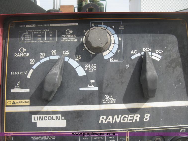 image for item K2984 1998 International 4700 service truck