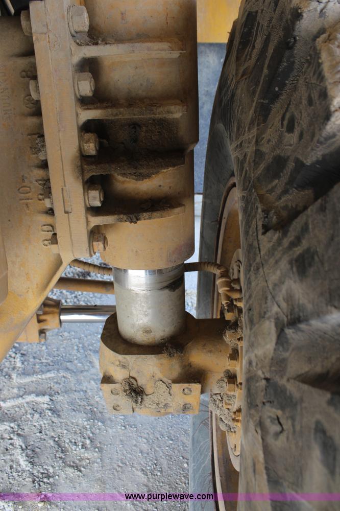 image for item K7134 1980 Caterpillar 769C rock haul truck