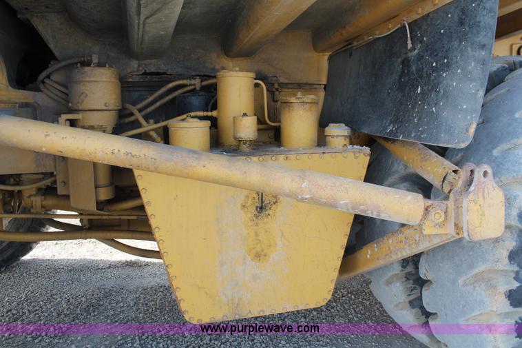 image for item K7134 1980 Caterpillar 769C rock haul truck