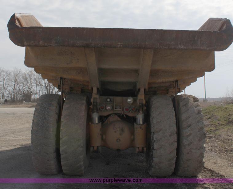 image for item K7154 1980 Caterpillar 769C rock haul truck