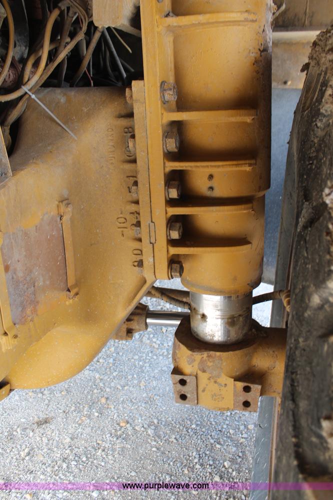 image for item K7154 1980 Caterpillar 769C rock haul truck