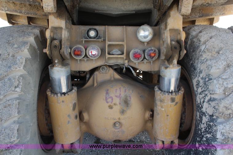 image for item K7154 1980 Caterpillar 769C rock haul truck