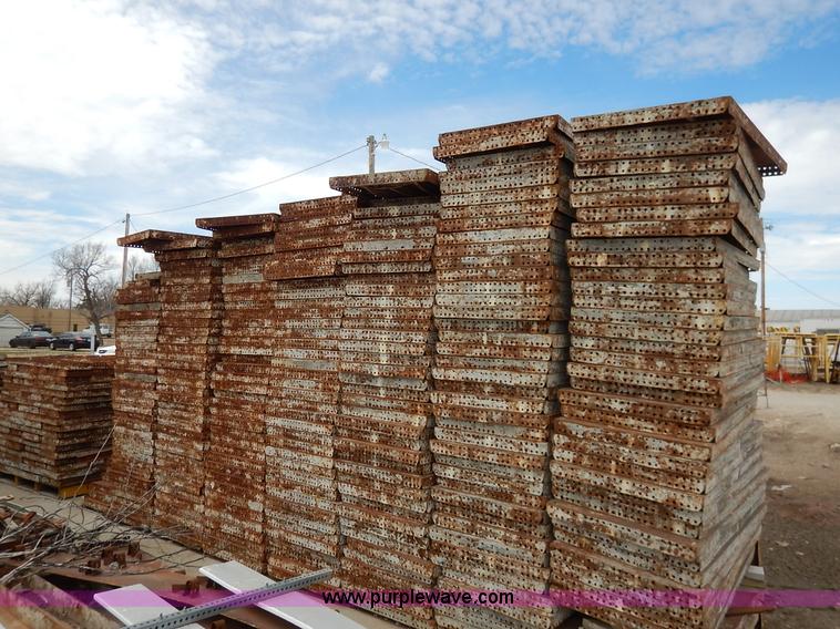 image for item K7302 Assorted Efco concrete forms