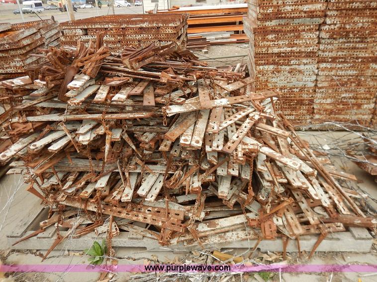 image for item K7302 Assorted Efco concrete forms