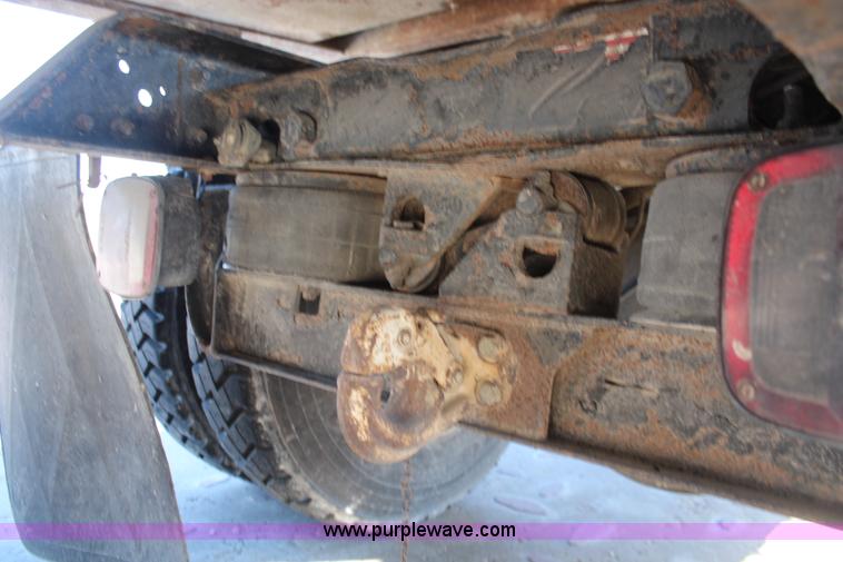 image for item K8751 1988 GMC 7000 semi truck