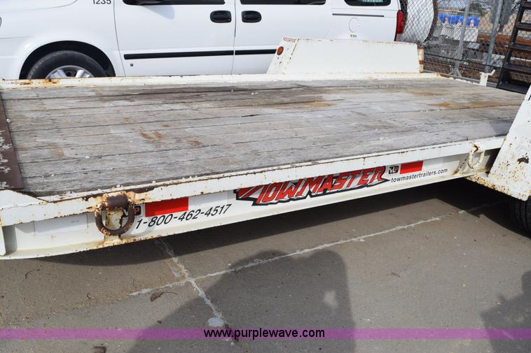 image for item K8804 2003 Towmaster equipment trailer