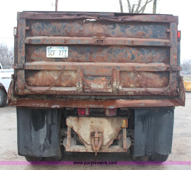 image for item K8864 1978 Chevrolet C65 dump truck