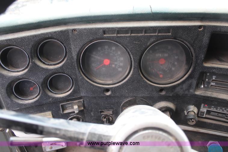 image for item K8864 1978 Chevrolet C65 dump truck