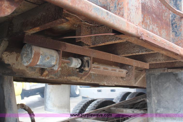 image for item K8864 1978 Chevrolet C65 dump truck