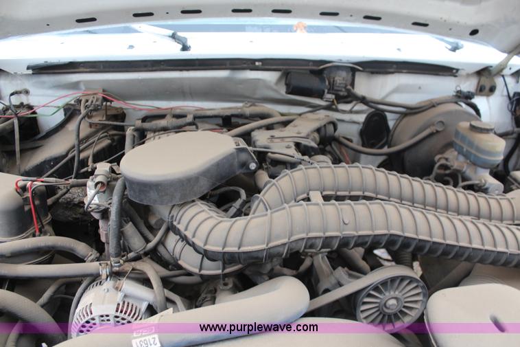 image for item K8945 1993 Ford F250 XL utility truck